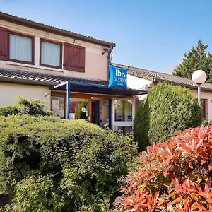 Ibis Budget Villefranche Hotel